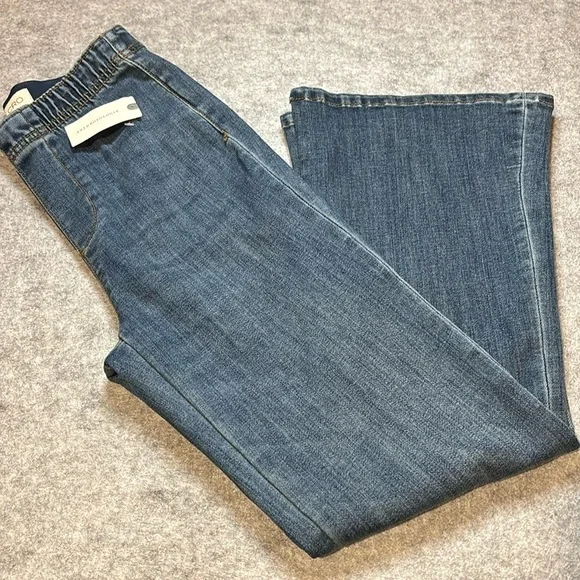 Pilcro Wide Flare Leg Jeans - XXS Small - Denim Medium Color - NWT's - Picture 1 of 14